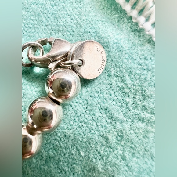Tiffany Co Sterling Silver Hardwear Graduated Bead Ball Necklace. - Picture 3 of 7